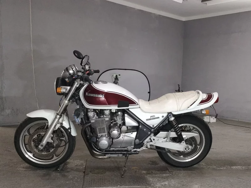 Kawasaki ZEPHYR1100
