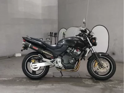 Honda HORNET250