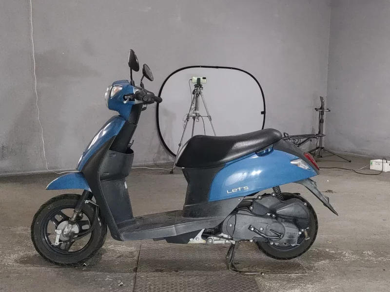 Suzuki LET S