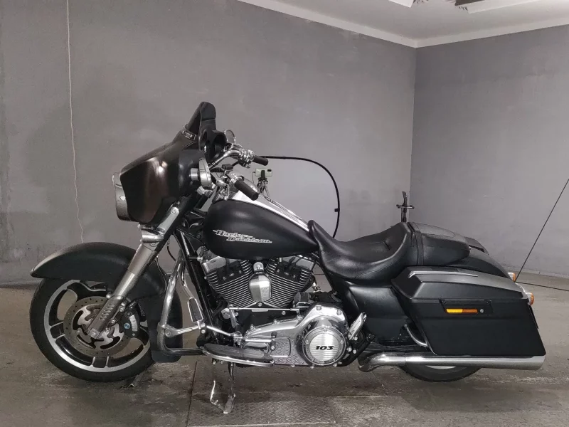 Harley-Davidson HARLEY FLHX1690