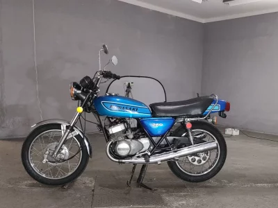 Kawasaki 250SS