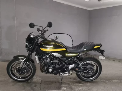 Kawasaki Z900RS лот № 7400 оценка 5  с аукциона в Японии 2