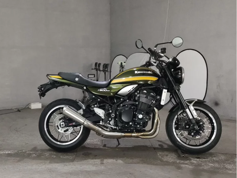 Kawasaki Z900RS лот № 7400 оценка 5  с аукциона в Японии