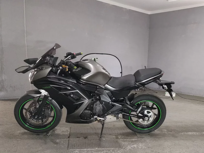 Kawasaki NINJA400
