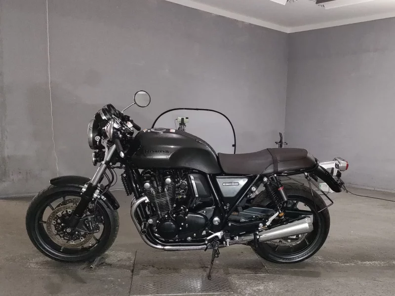 Honda CB1100RS