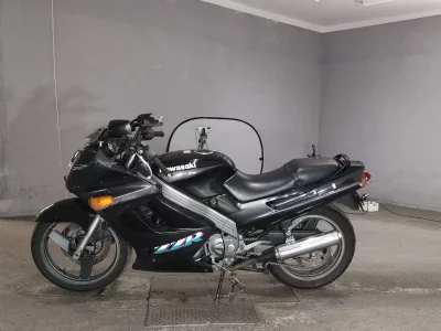 Kawasaki ZZR250