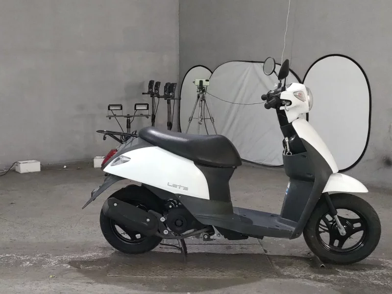 Suzuki LET S