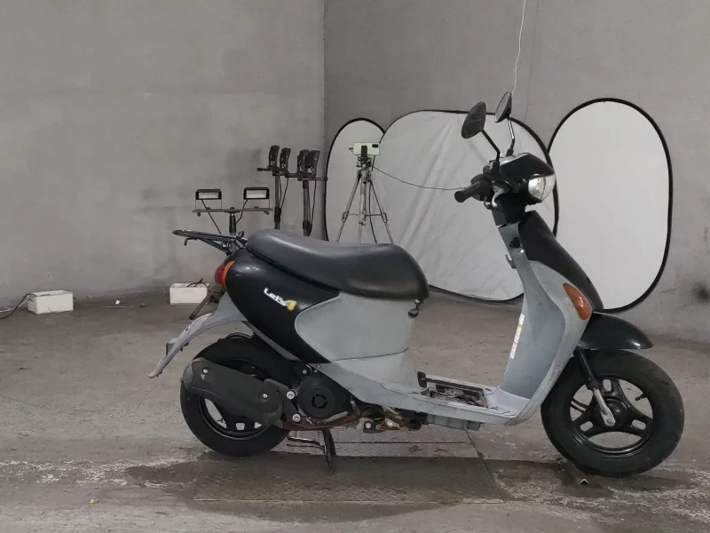 Suzuki LET S4