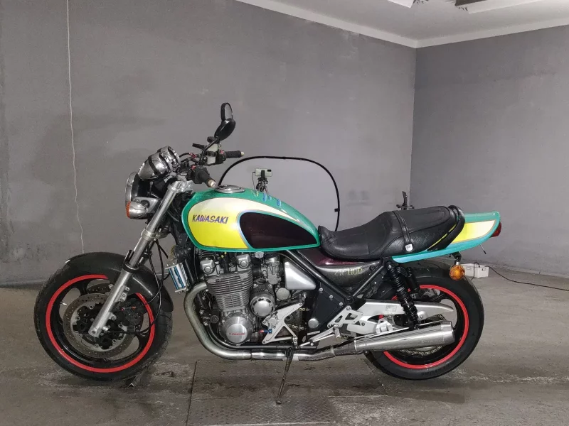 Kawasaki ZEPHYR1100