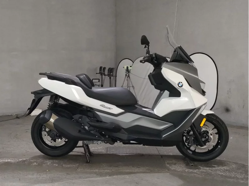 BMW  C400GT лот № 8430 оценка 6  с аукциона в Японии