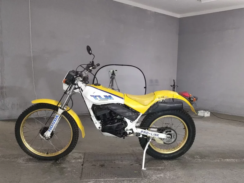 Honda TLM200R