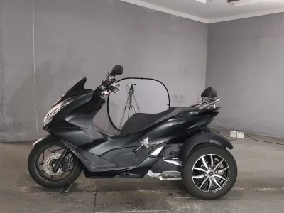 Honda PCX160 TRIKE