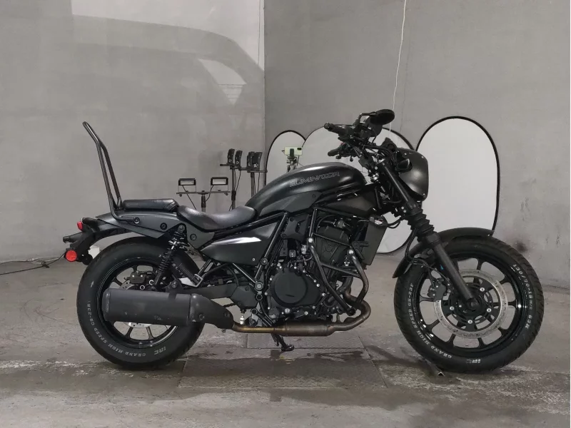 Kawasaki ELIMINATOR 400SE