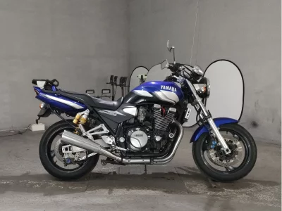 Yamaha XJR1300