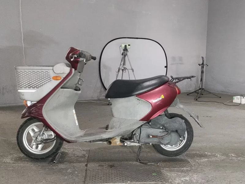 Suzuki LET S4