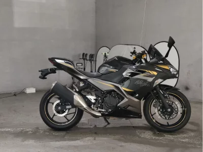 Kawasaki NINJA400 2021