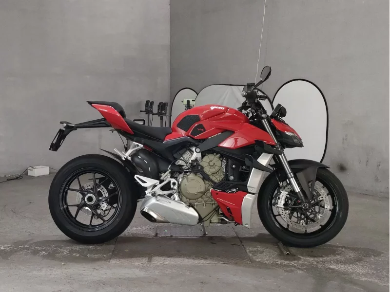 Ducati DUCATI STREET FIGHTER V4S