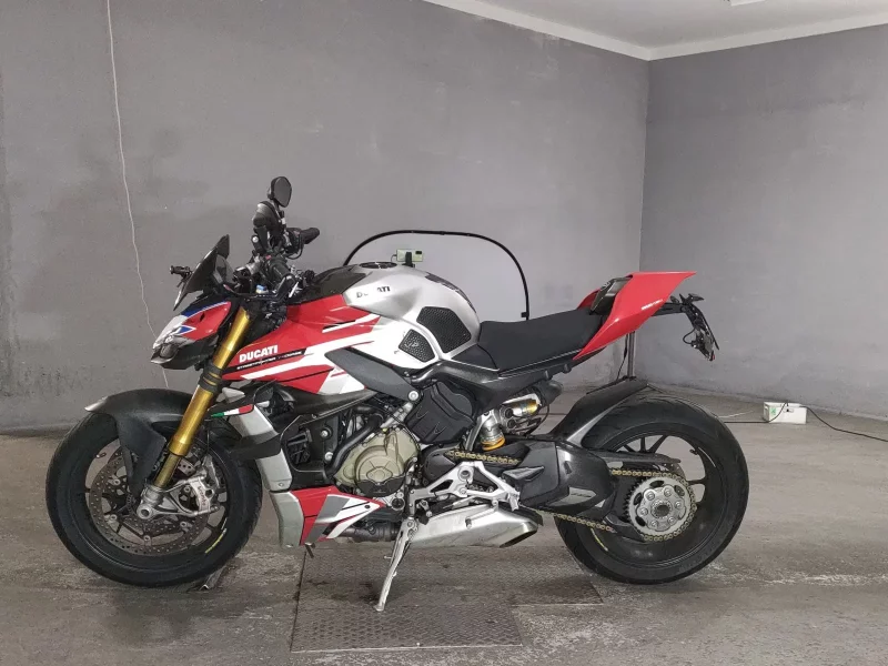 Ducati DUCATI STREET FIGHTER V4S