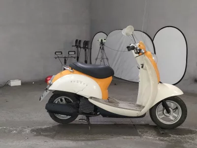 Honda CREA SCOOPY