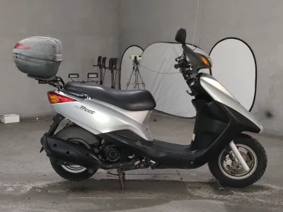 Yamaha AKUSHI STREET