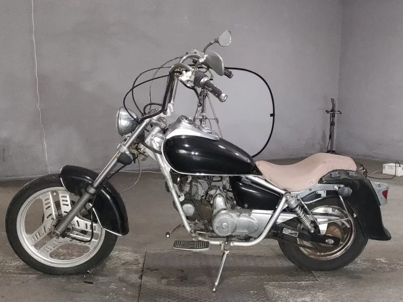 Honda MAGNA 50