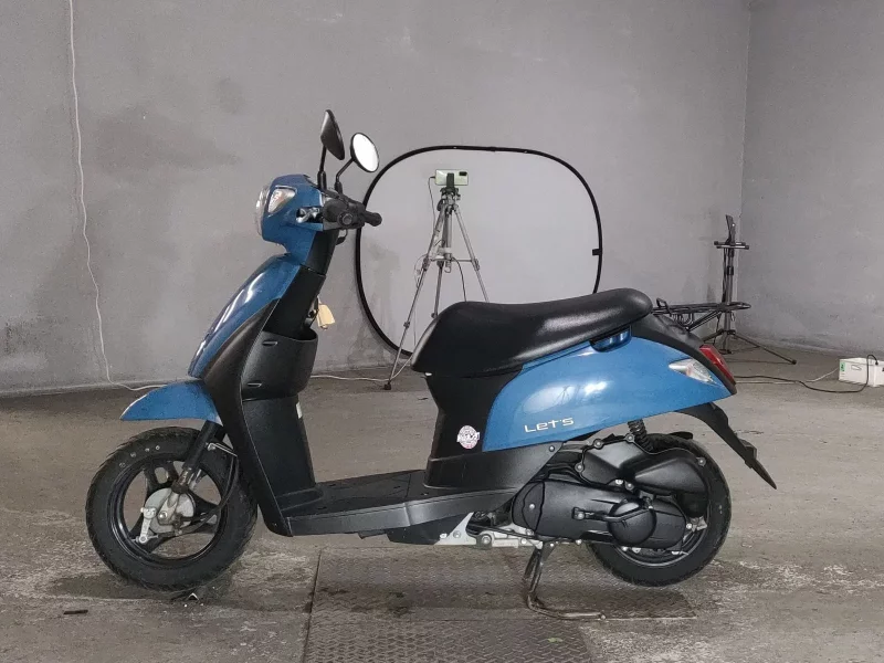 Suzuki LET S