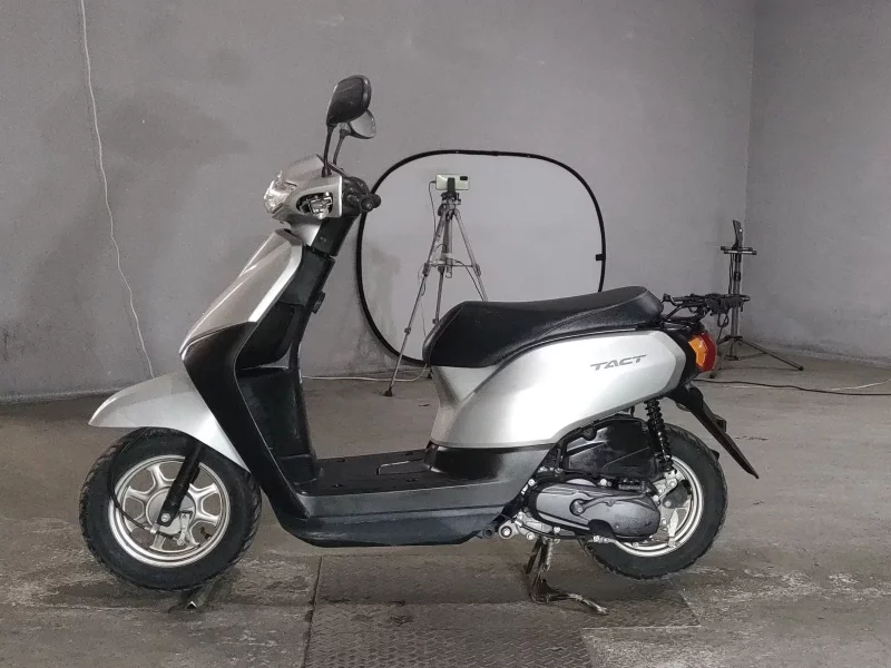 Honda TACT BASIC