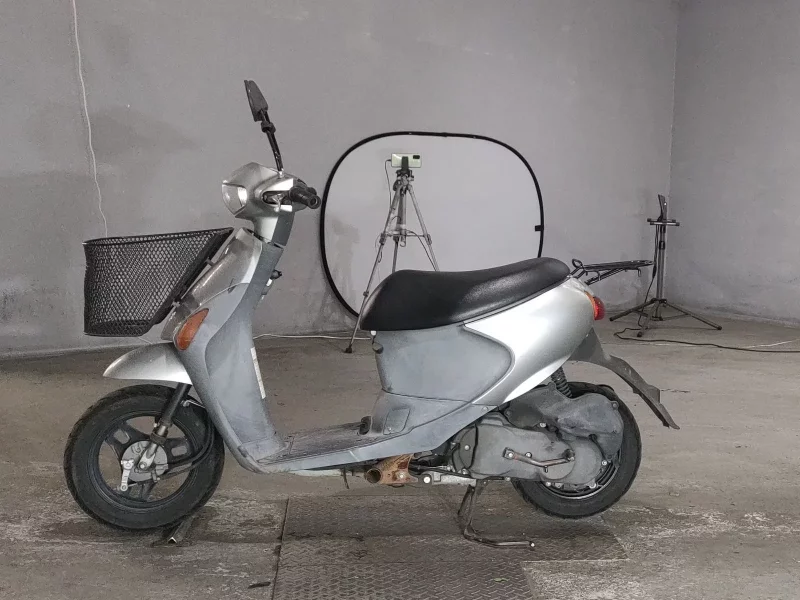 Suzuki LET S4