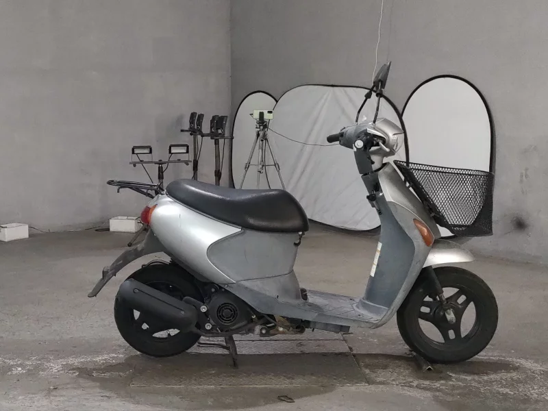 Suzuki LET S4
