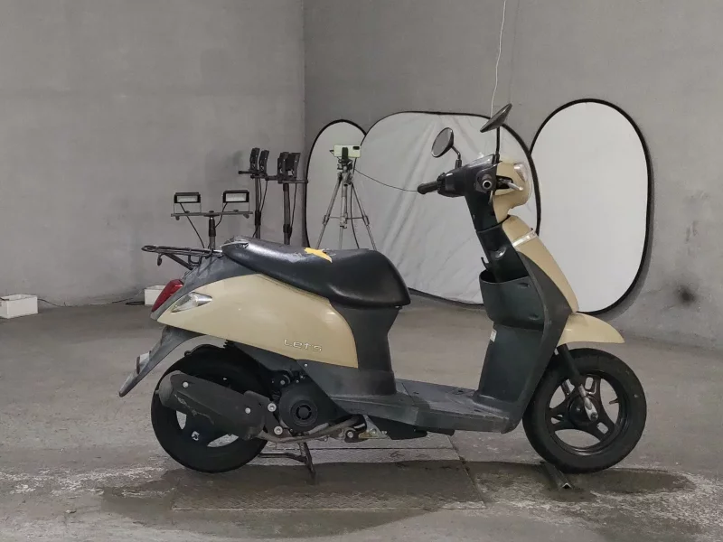 Suzuki LET S