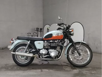Triumph TRIUMPH T100 BONNEVILLE  с аукциона в Японии