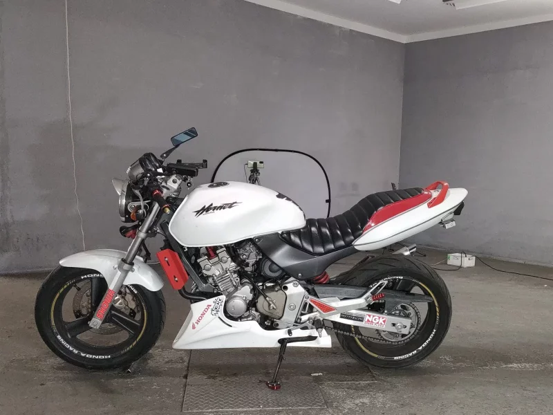 Honda HORNET250