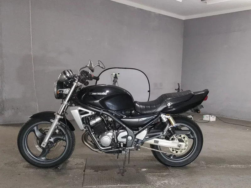 Suzuki GSX250