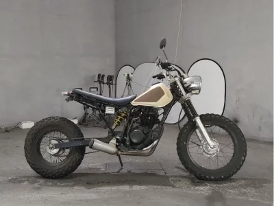 Yamaha TW200