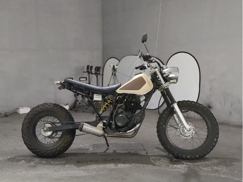 Yamaha TW200