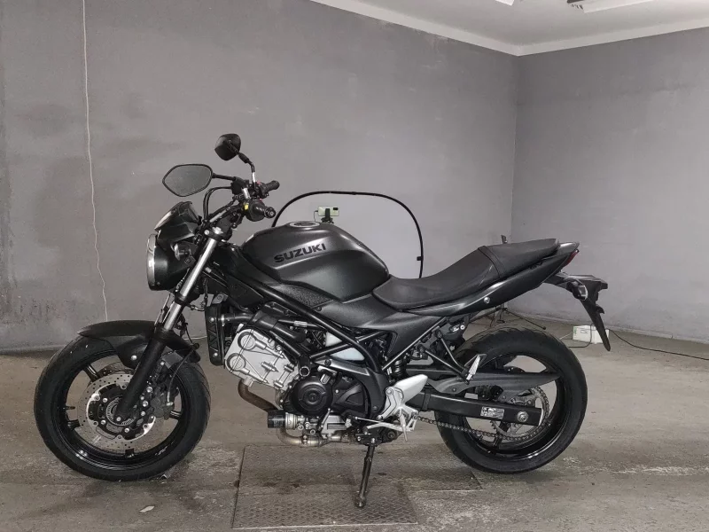Suzuki SV650
