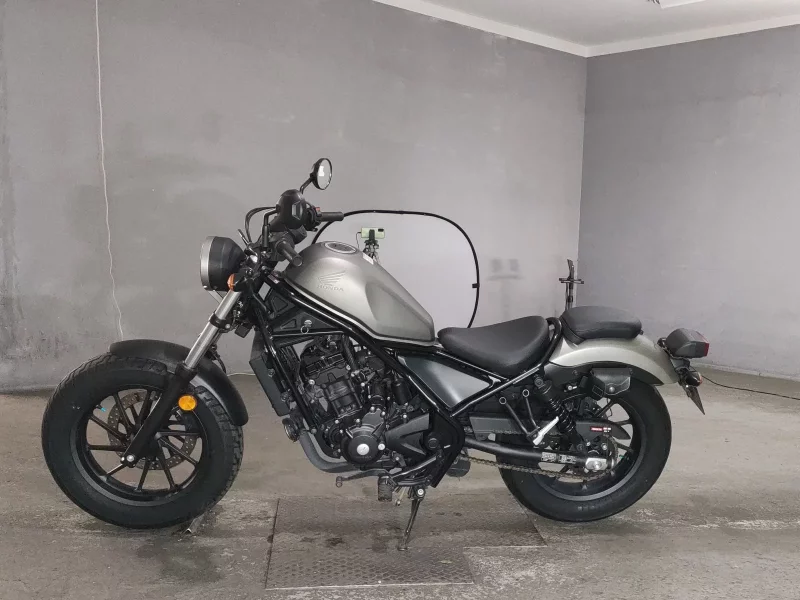 Honda REBEL