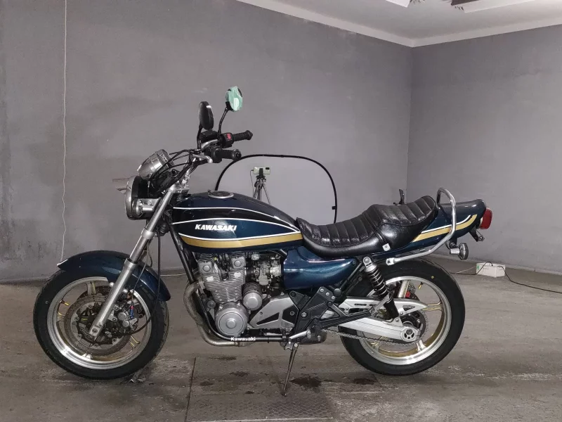 Kawasaki ZEPHYR400