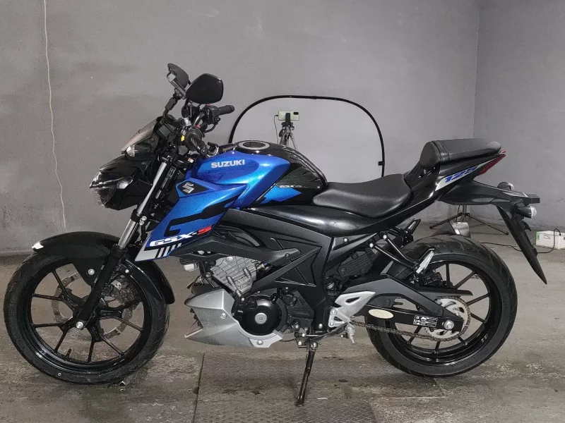 Suzuki GSX-S125
