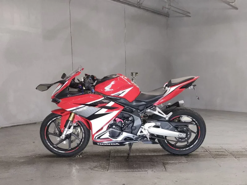 Honda CBR250RR