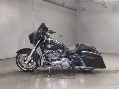 Harley-Davidson HARLEY FLHXS1870 лот № 5163 оценка 4  с аукциона в Японии 2