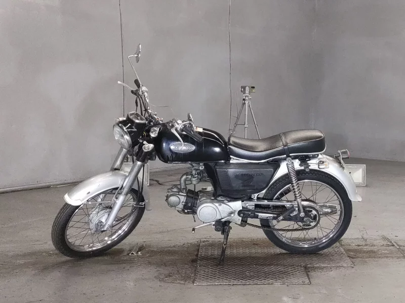 Honda BENLY90