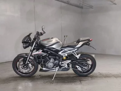 Triumph TRIUMPH STREET TRIPLE RS  с аукциона в Японии