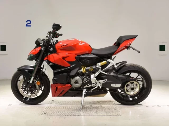 Ducati DUCATI STREET FIGHTER V2