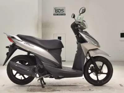 Suzuki ADDRESS110-2