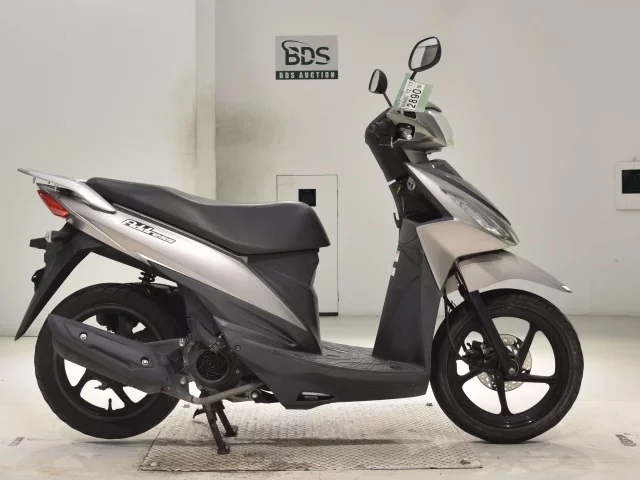 Suzuki ADDRESS110-2