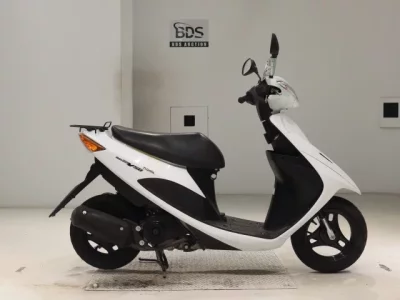 Suzuki ADDRESS V50-3