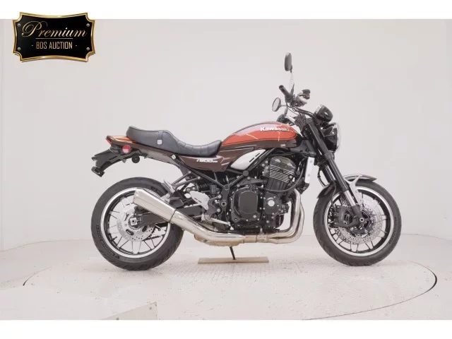 Kawasaki Z900RS лот № 2511 оценка 5  с аукциона в Японии