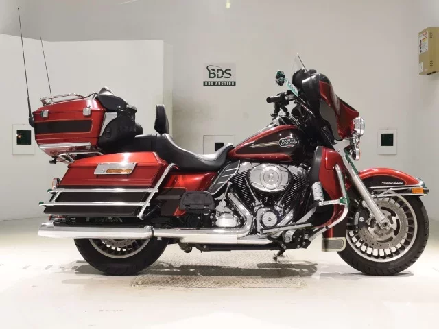 Harley-Davidson HARLEY FLHTCU1690 лот № 5453 оценка 4  с аукциона в Японии