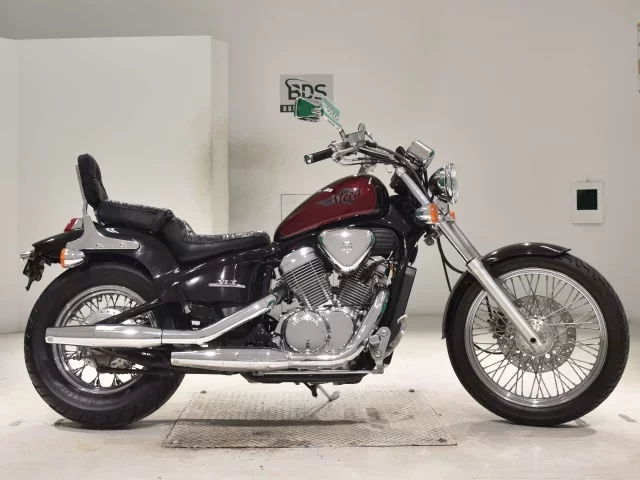 Honda STEED600 лот № 0255 оценка 5  с аукциона в Японии